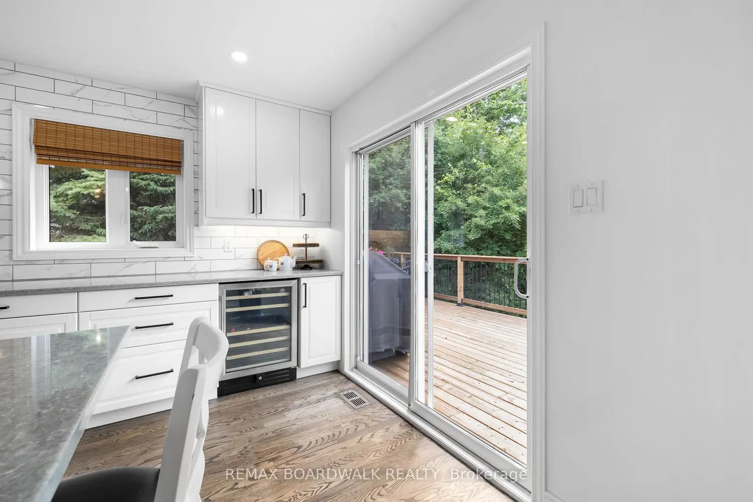 154 Catherine Avenue photo 3