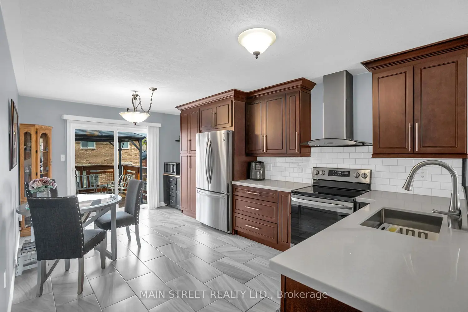 80 Shalom Way photo 4