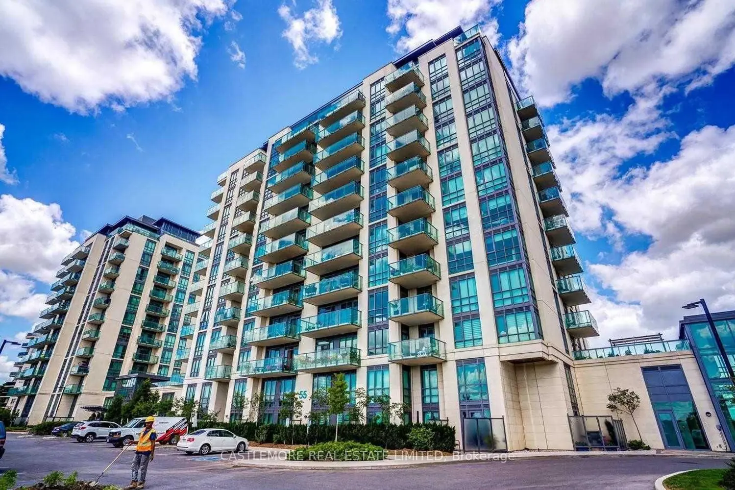 55 Yorkland Boulevard 1007