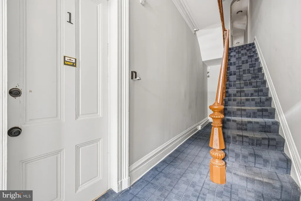 1405 Park Avenue, Baltimore, MD 21217 photo 3
