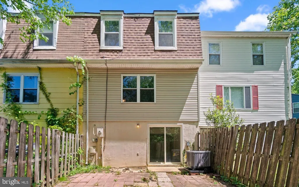 2713 Wood Hollow Place, Fort Washington, MD 20744