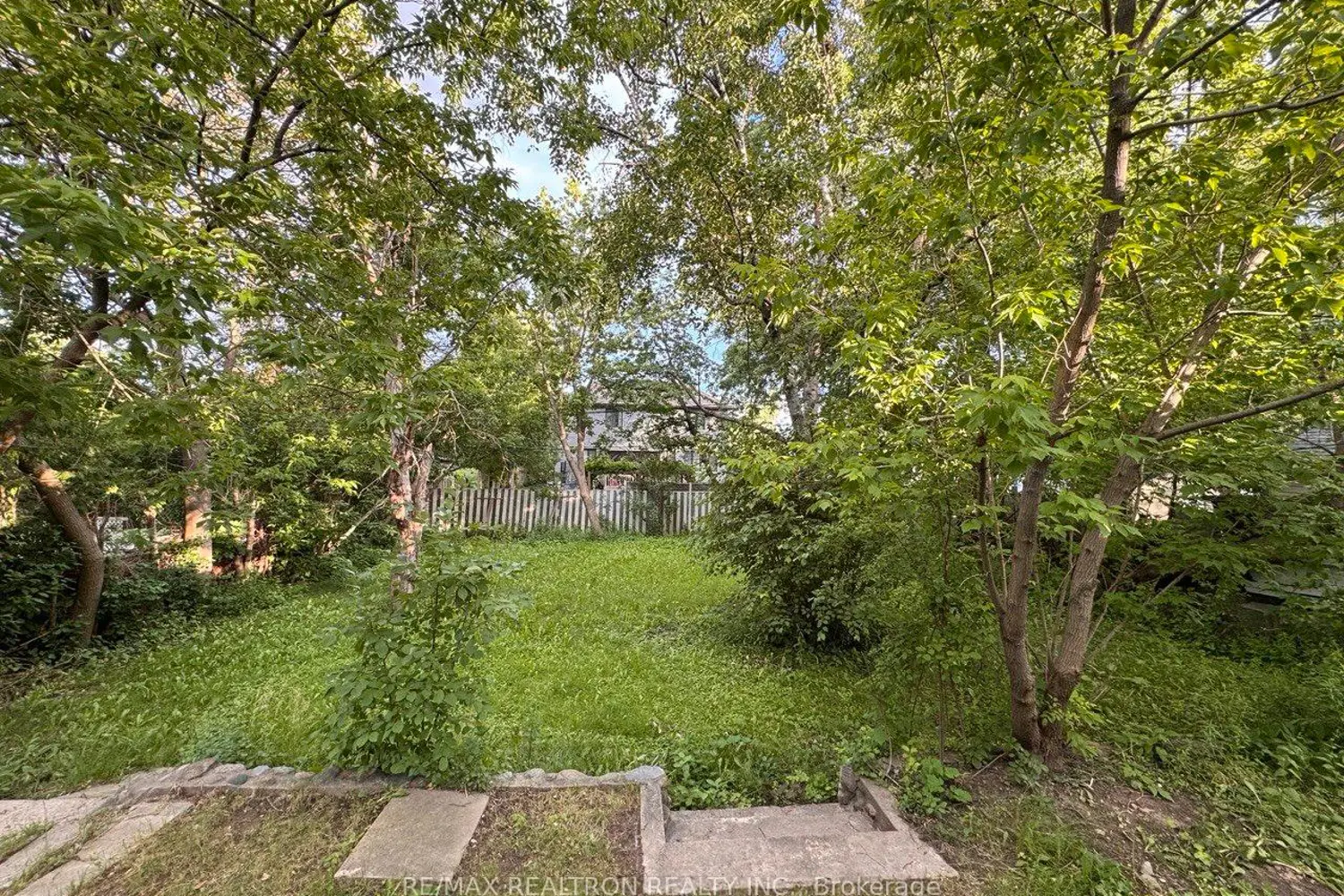 3833 Finch Avenue photo 4