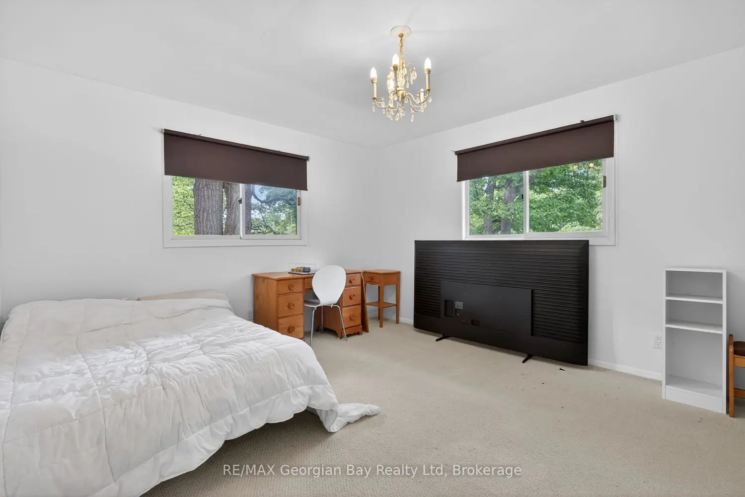 329 Glenbrook Drive photo 5