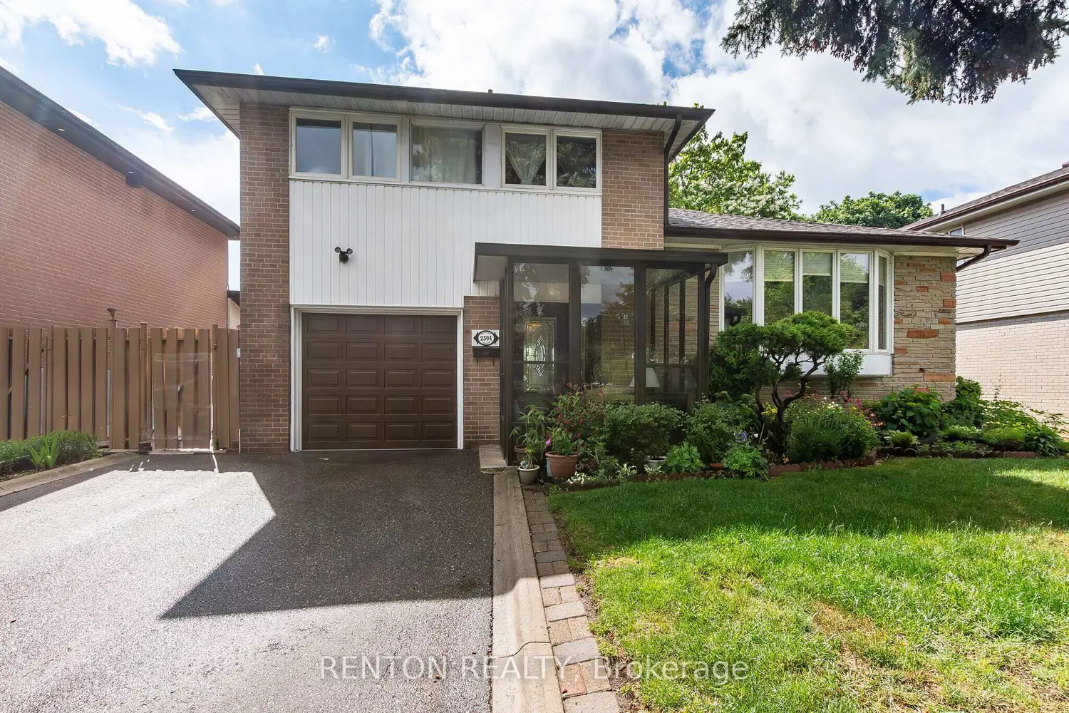 2304 Bonner Road photo 2