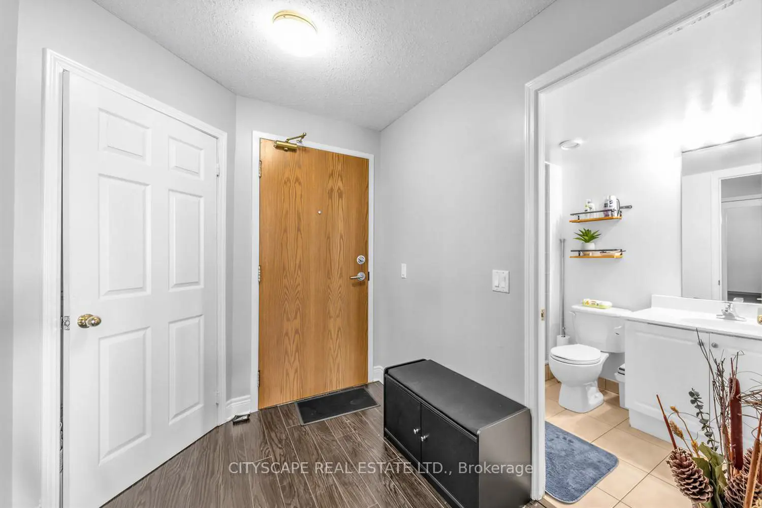 1730 Eglinton Avenue 511