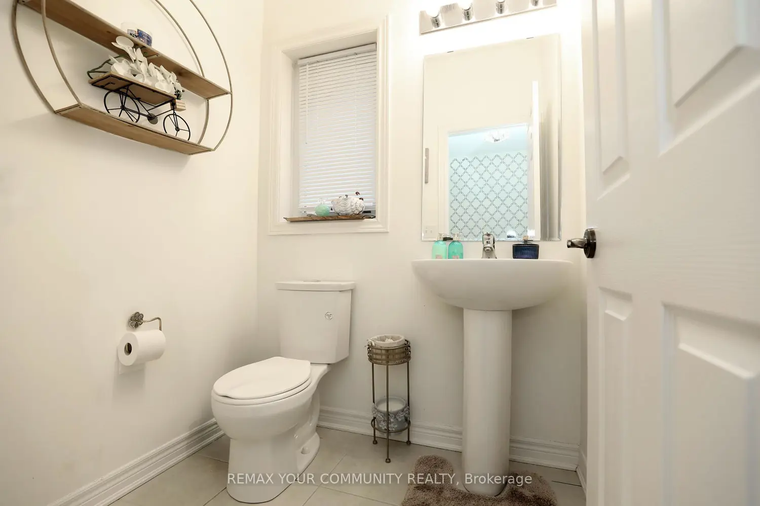 39 Kavanagh Avenue photo 3