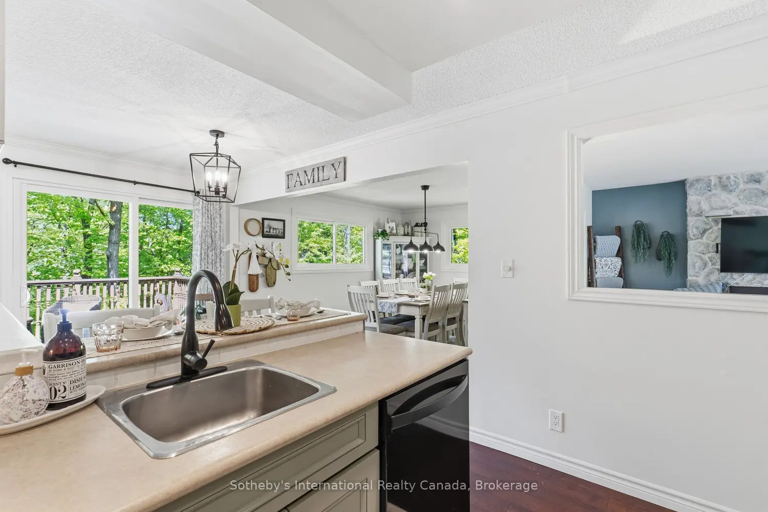 180 Clairmont Road photo 2