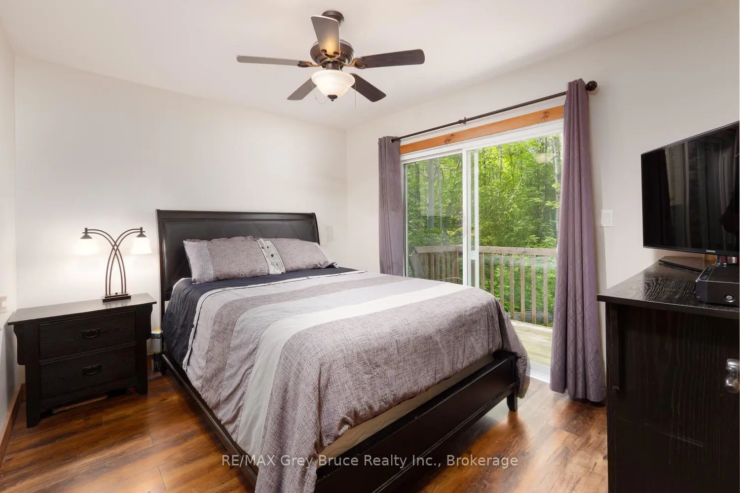 73 Maple Drive photo 5