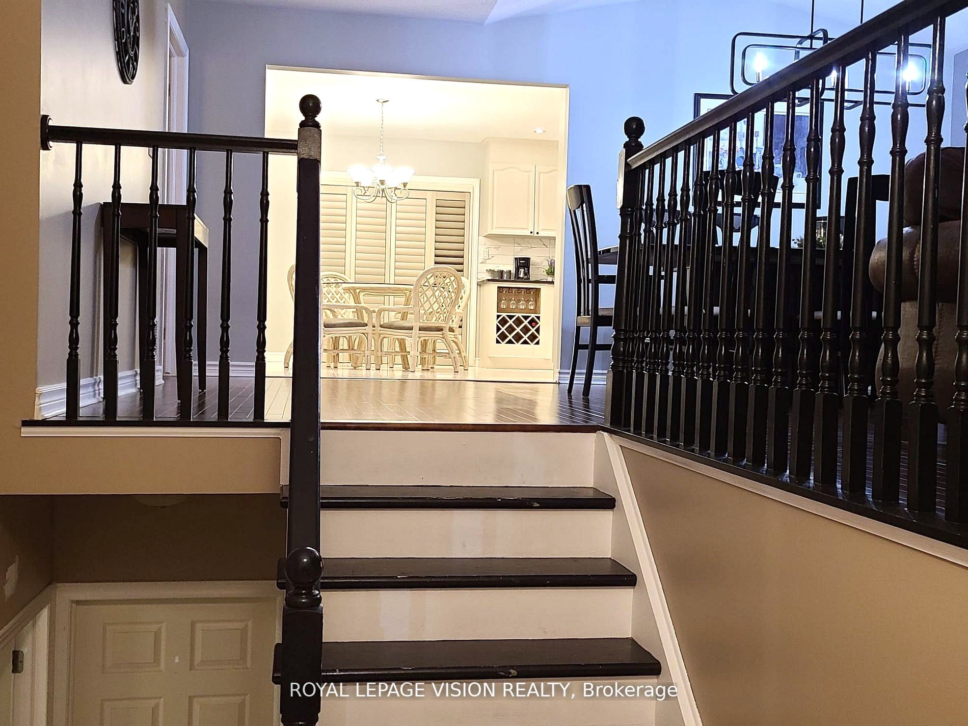 Main-8001 Woodsview Crescent, Niagara Falls, ON, L2H 3E9 photo 2