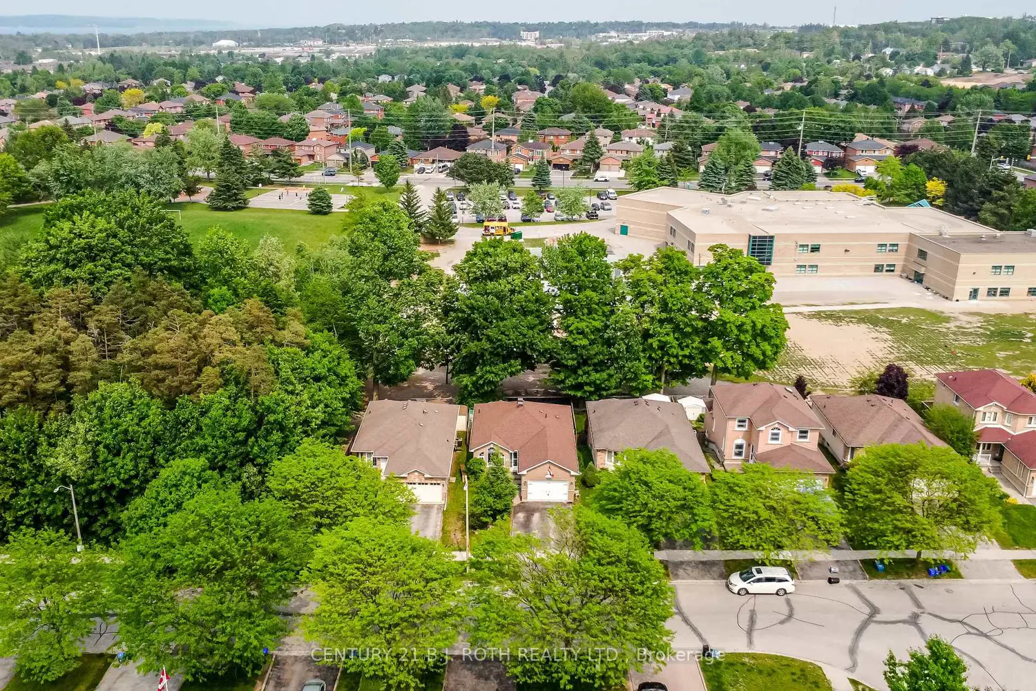 37 Nicholson Drive photo 3