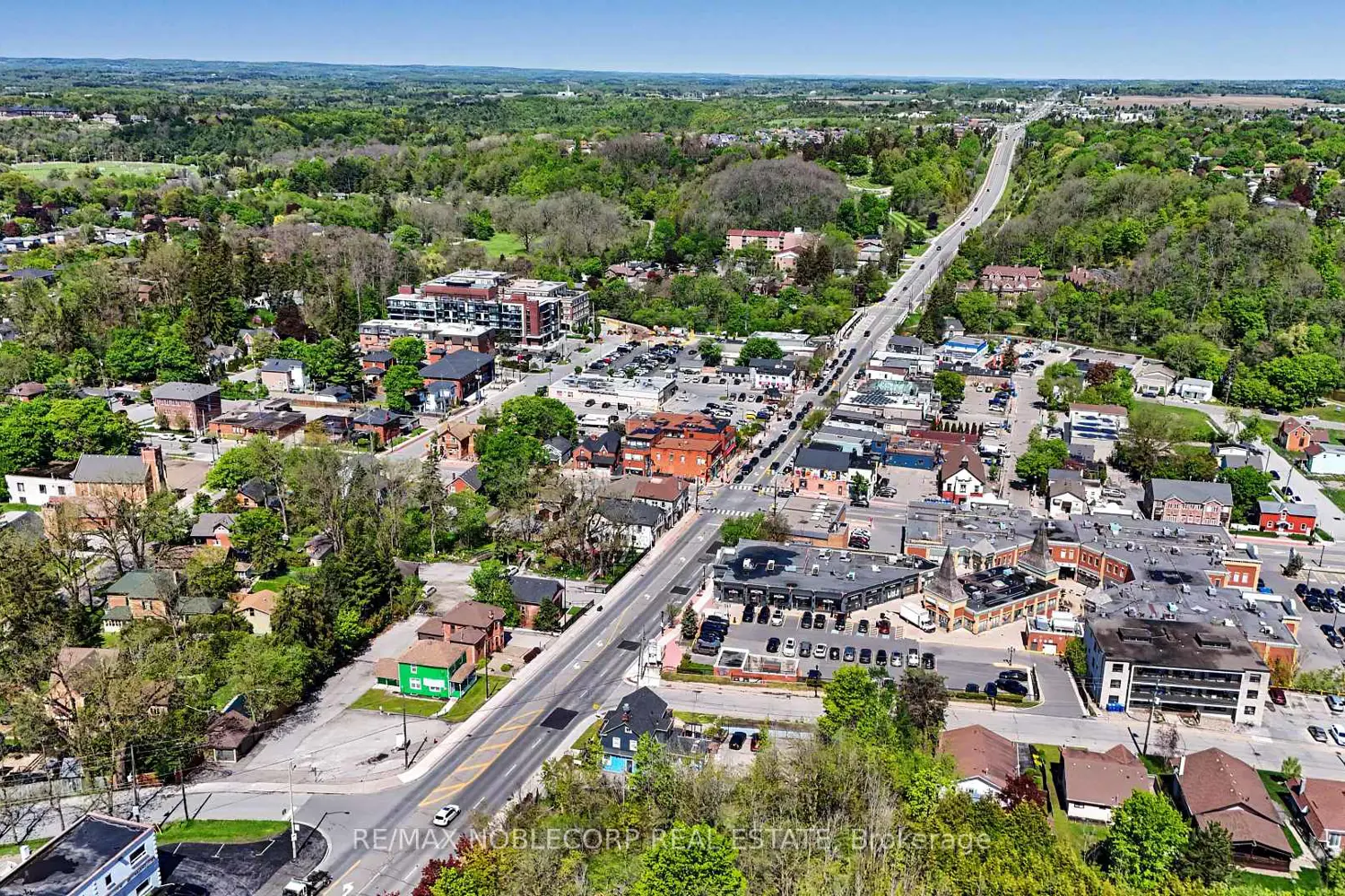 12 Waterbury Street photo 3