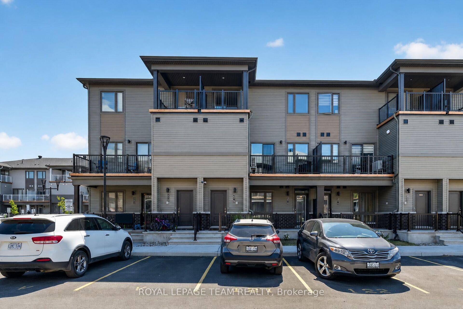 218 Parnian Private, Ottawa, ON, K2J 4H7