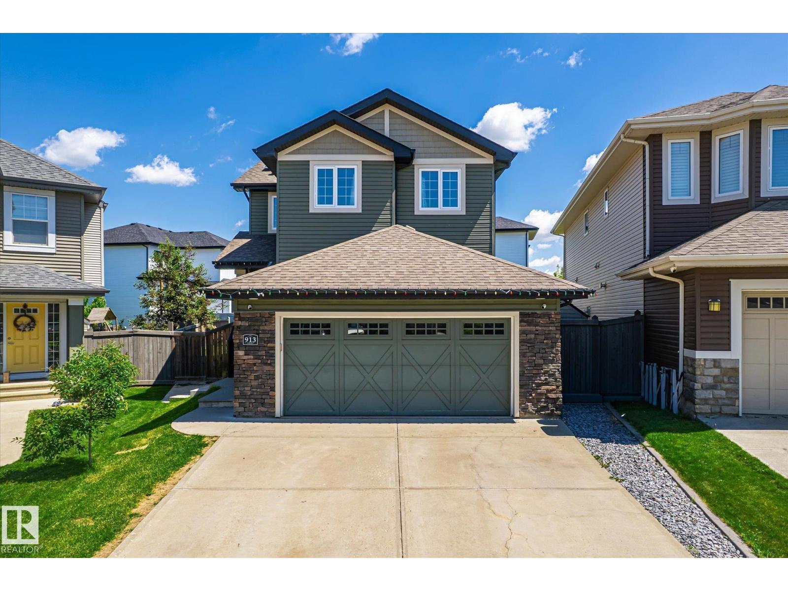 913 Goshawk Point NW, Edmonton, AB, T5S0H6 photo 2