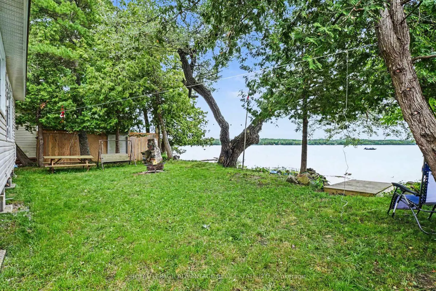 507 Stewart Lane photo 2