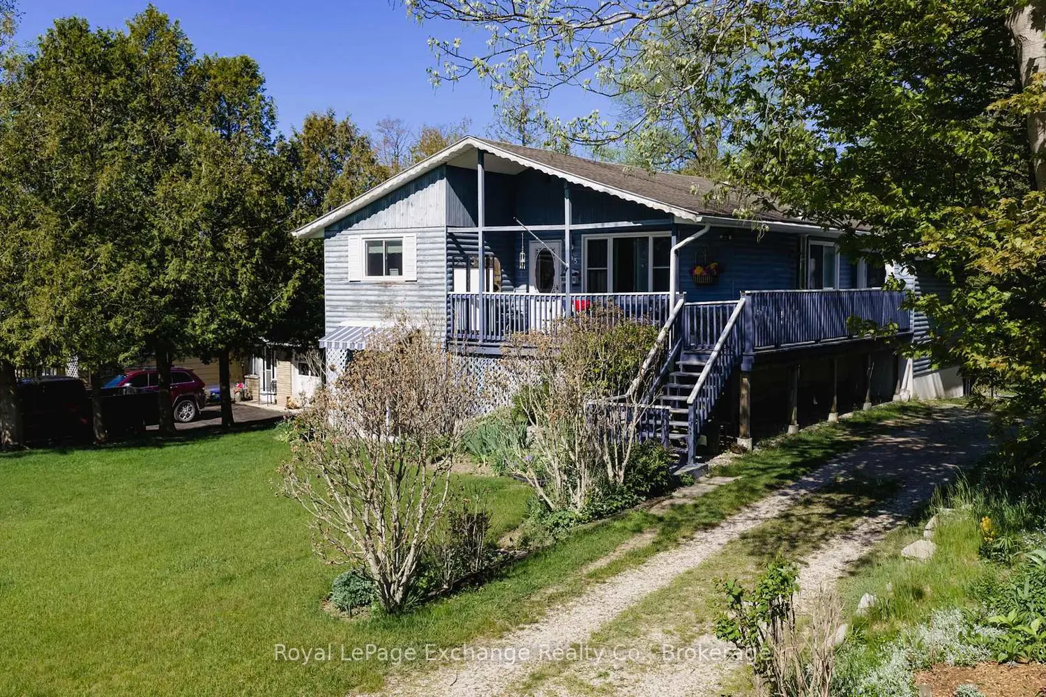 105 Menomini Road photo 2