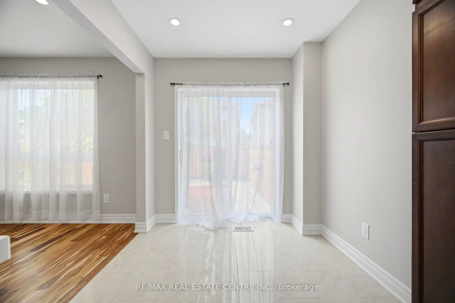 31 Spicebush Terrace photo 5
