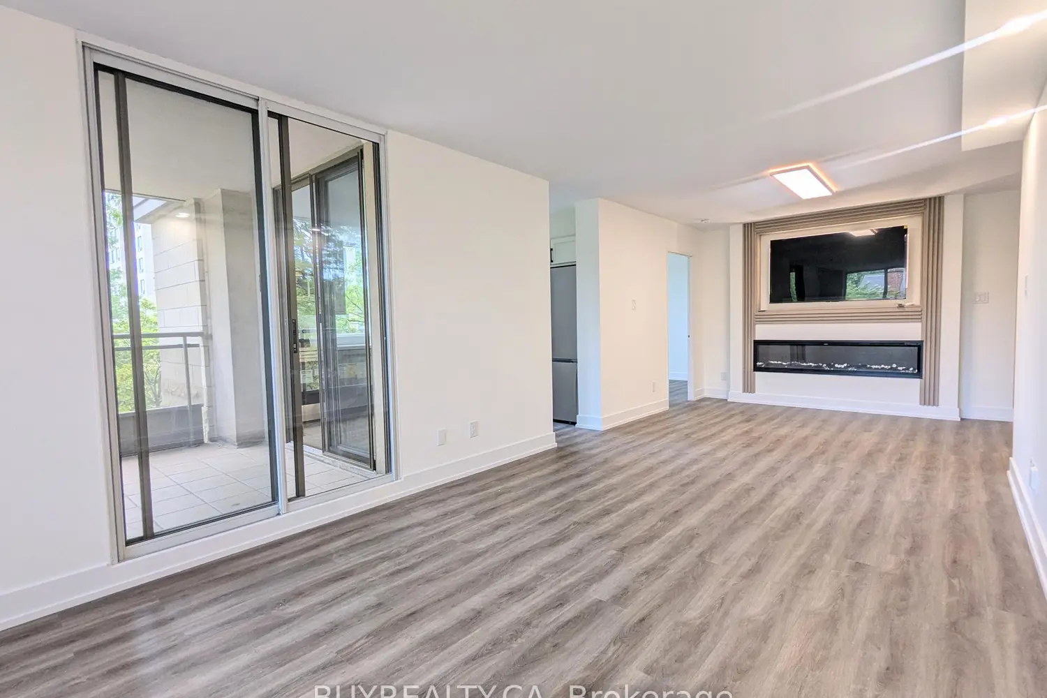 256 Doris Avenue 308 photo 2