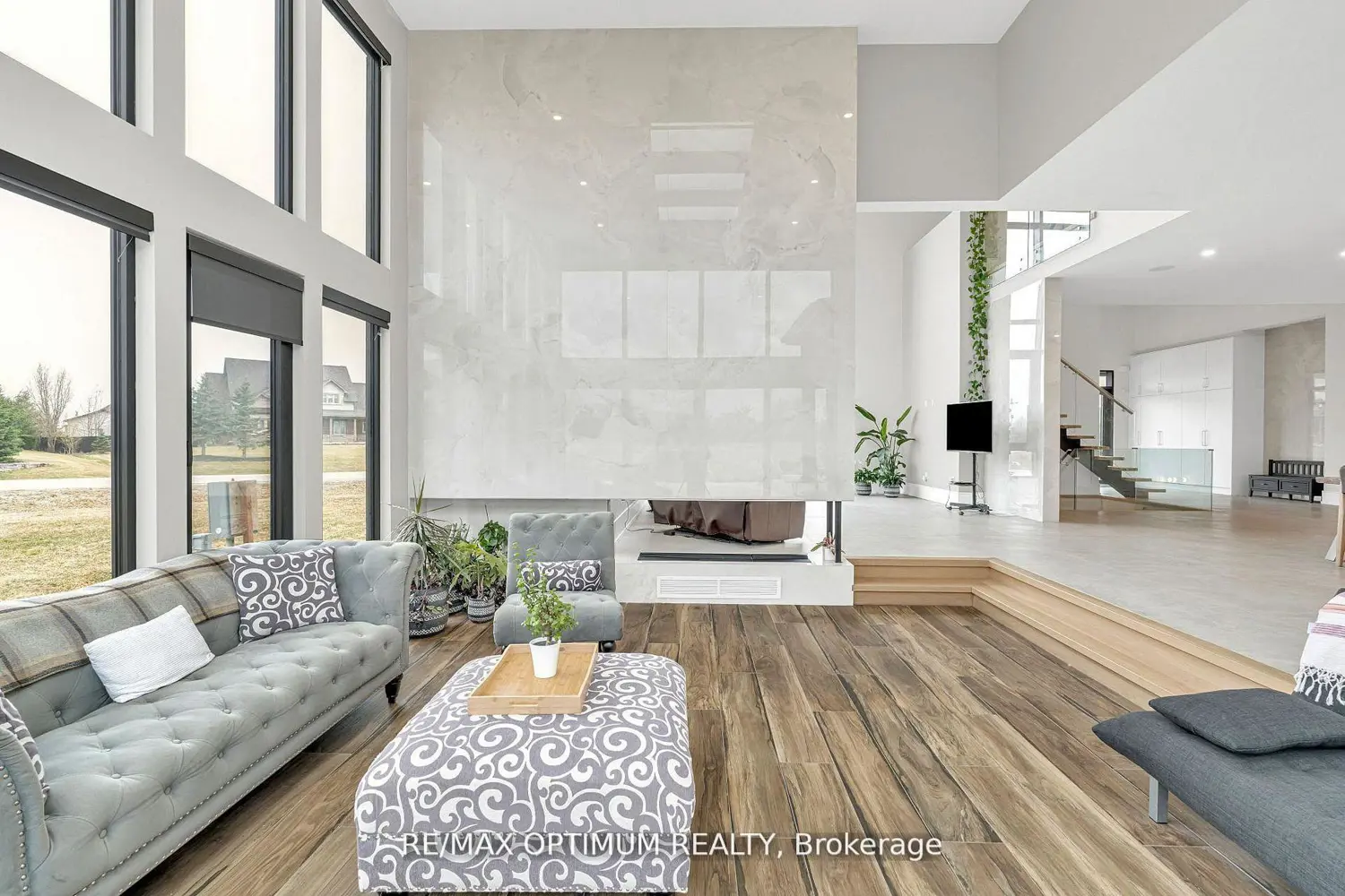 3 Alexander Boulevard photo 5