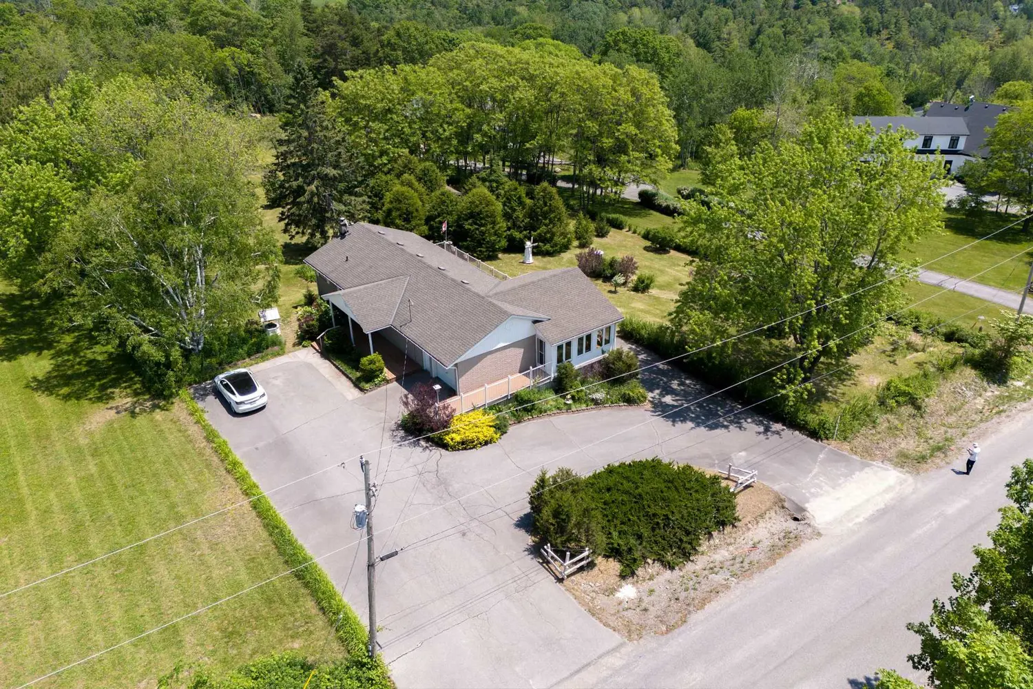 247 Jackson Drive photo 2