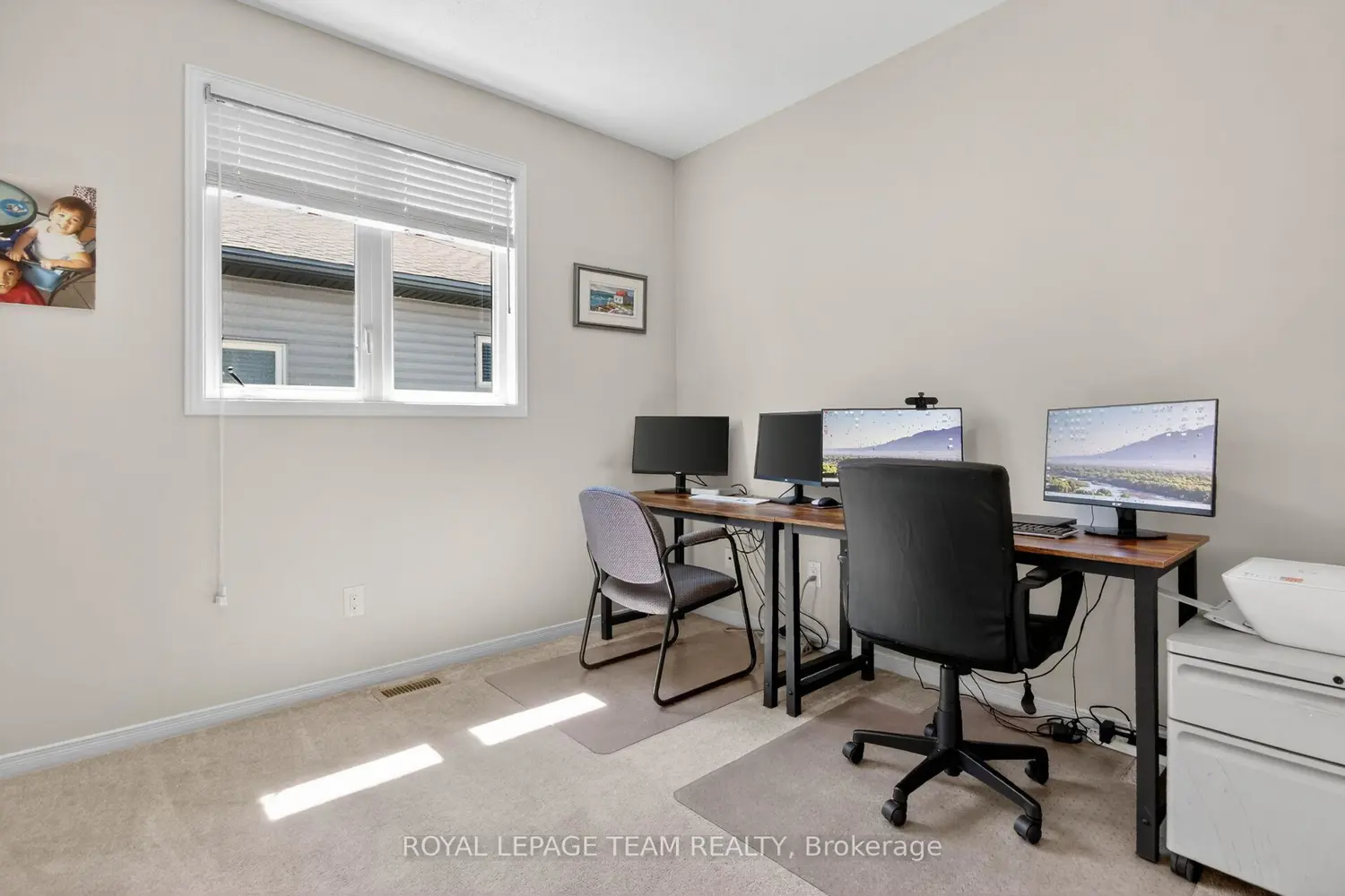 233 Edey Street photo 3
