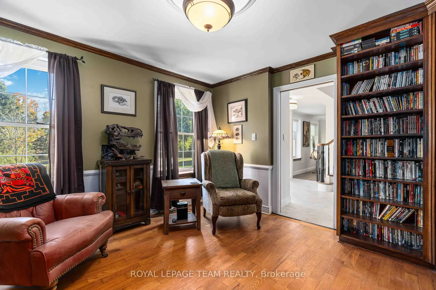 910 Bolton Road photo 2