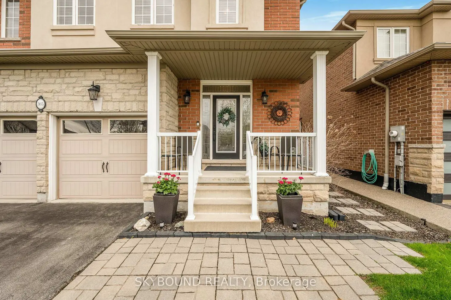 365 Valridge Drive photo 2