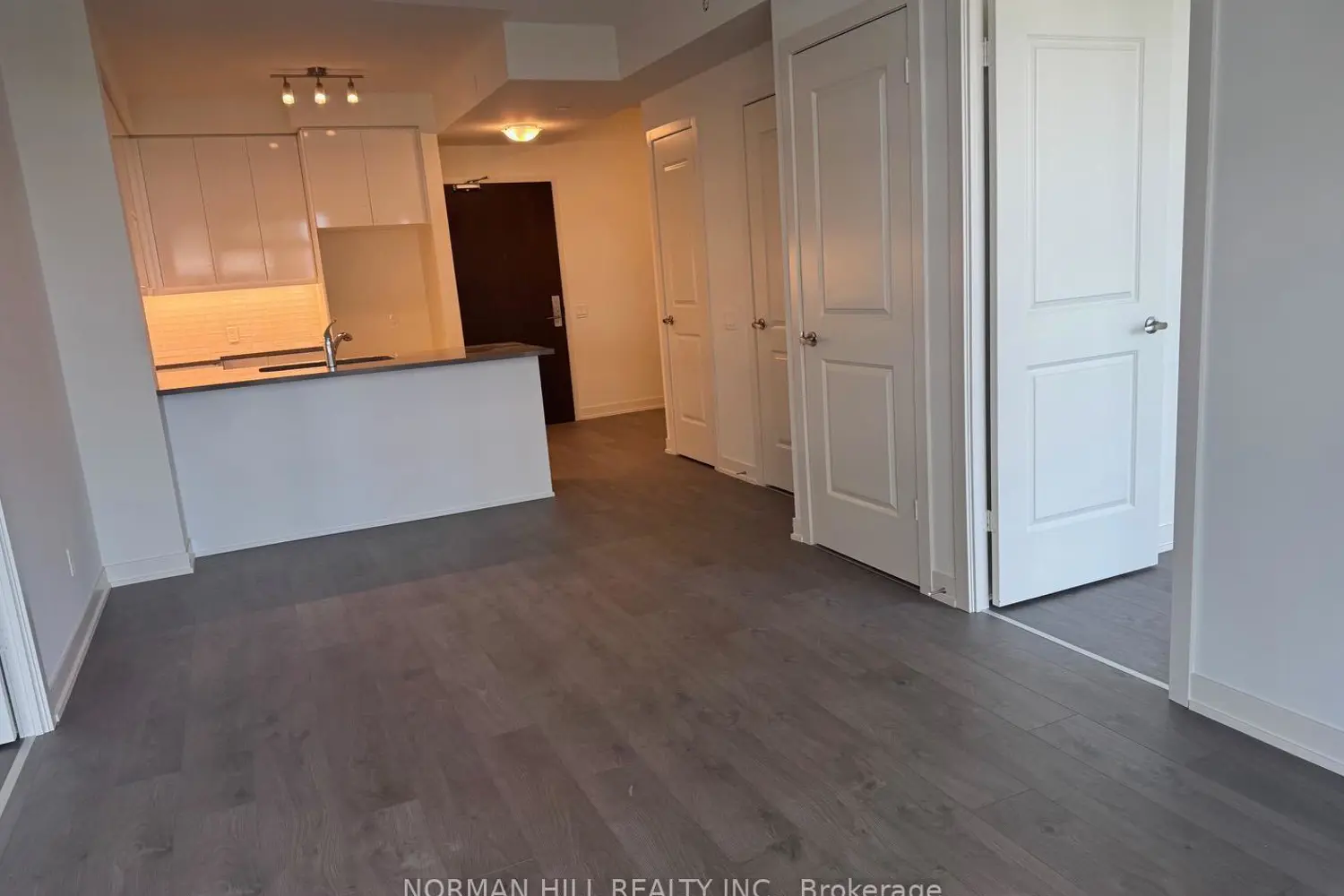 4955 Yonge Street 2305 photo 5