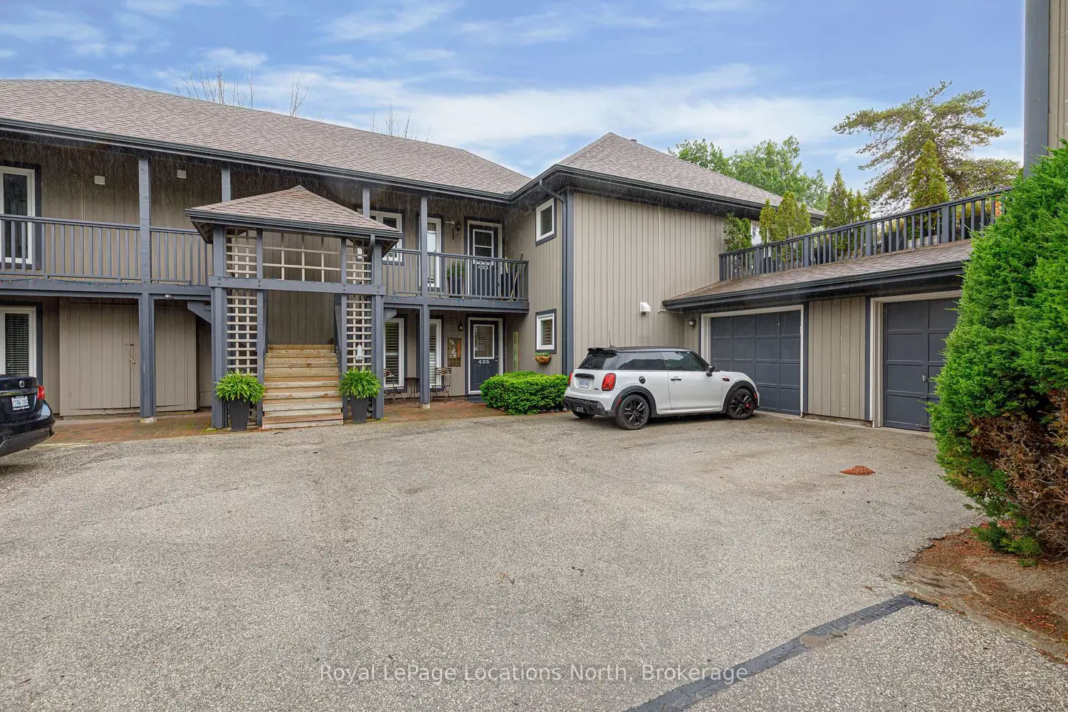 423 Mariners Way