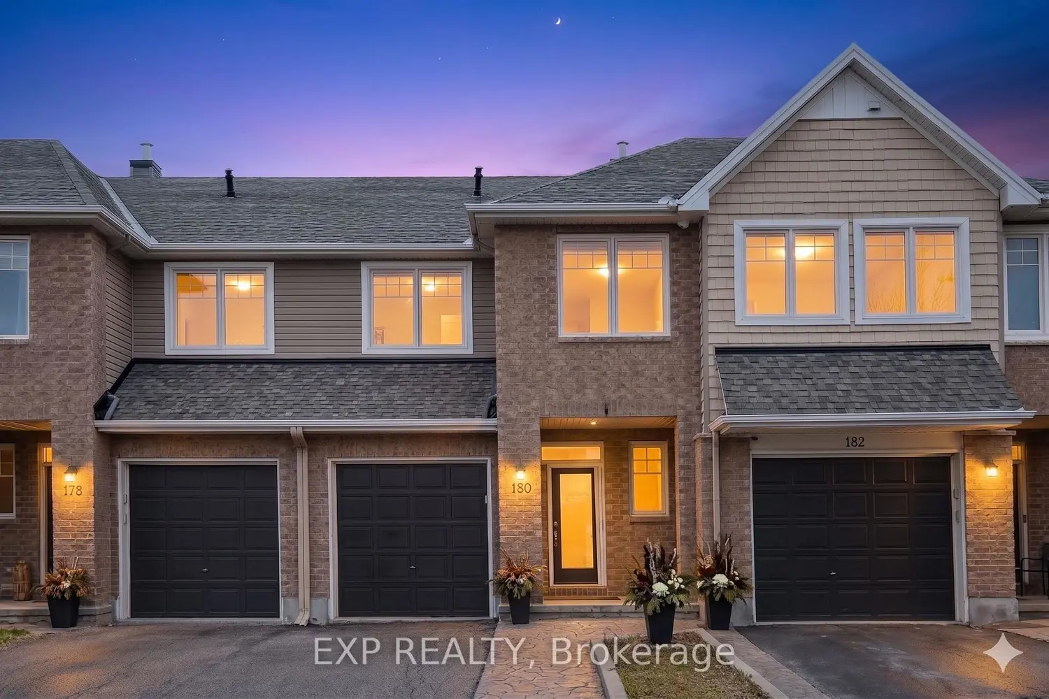 180 Flat Sedge Crescent