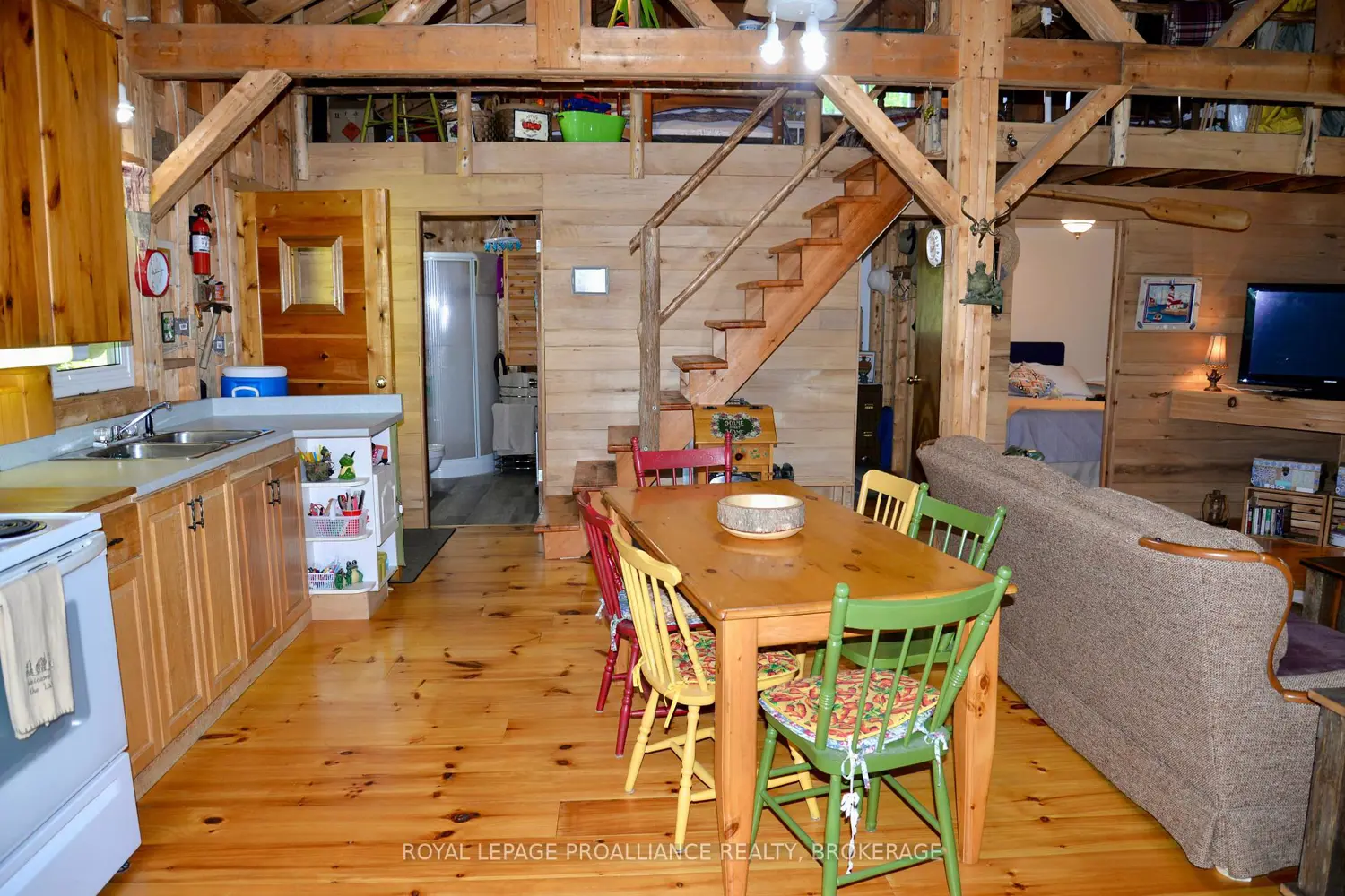 103 Estate Road photo 2