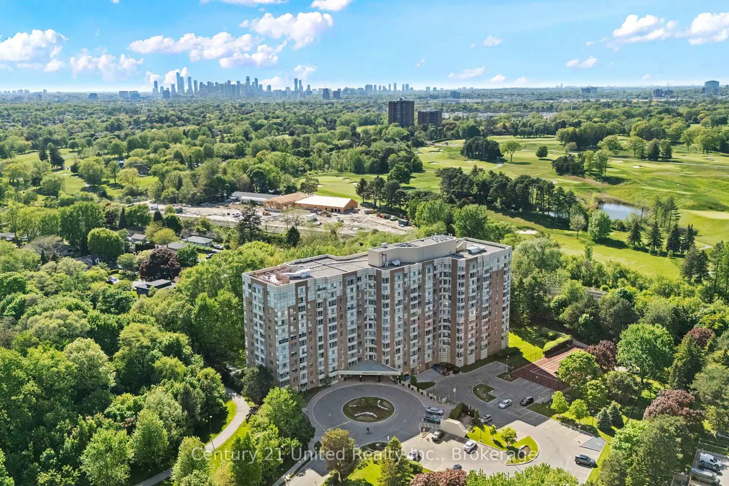 1485 Lakeshore Road 505