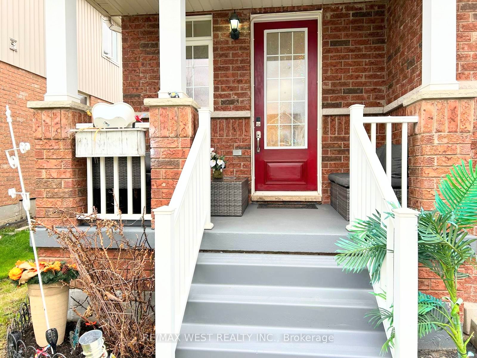 52 Legion Way, Essa, ON, L3W 0M8 photo 3