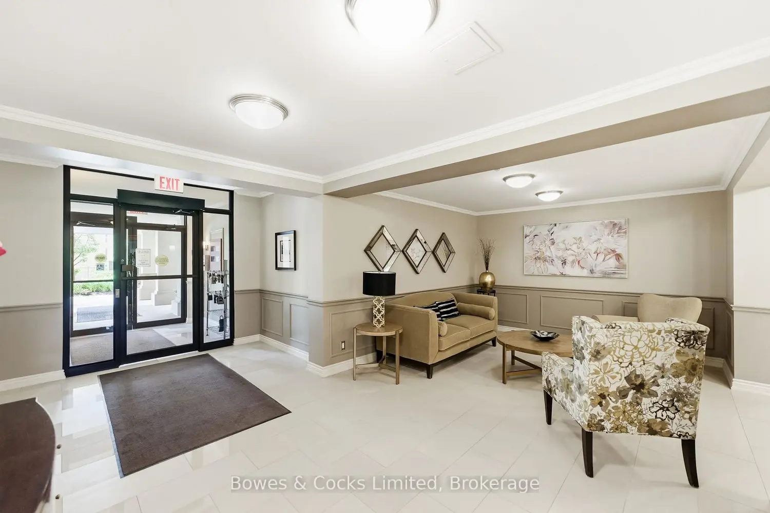 869 Clonsilla Avenue 110 photo 2