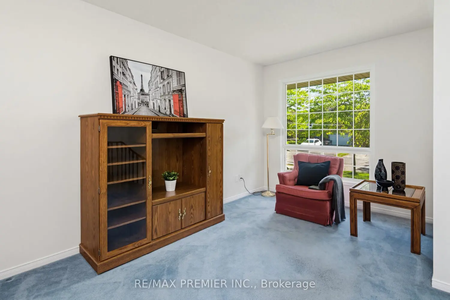 4 D.A. Jones Avenue photo 3