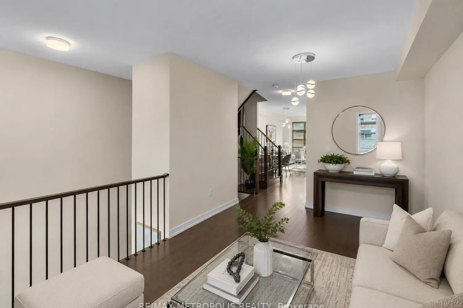 2521 Castlegate Crossing photo 3