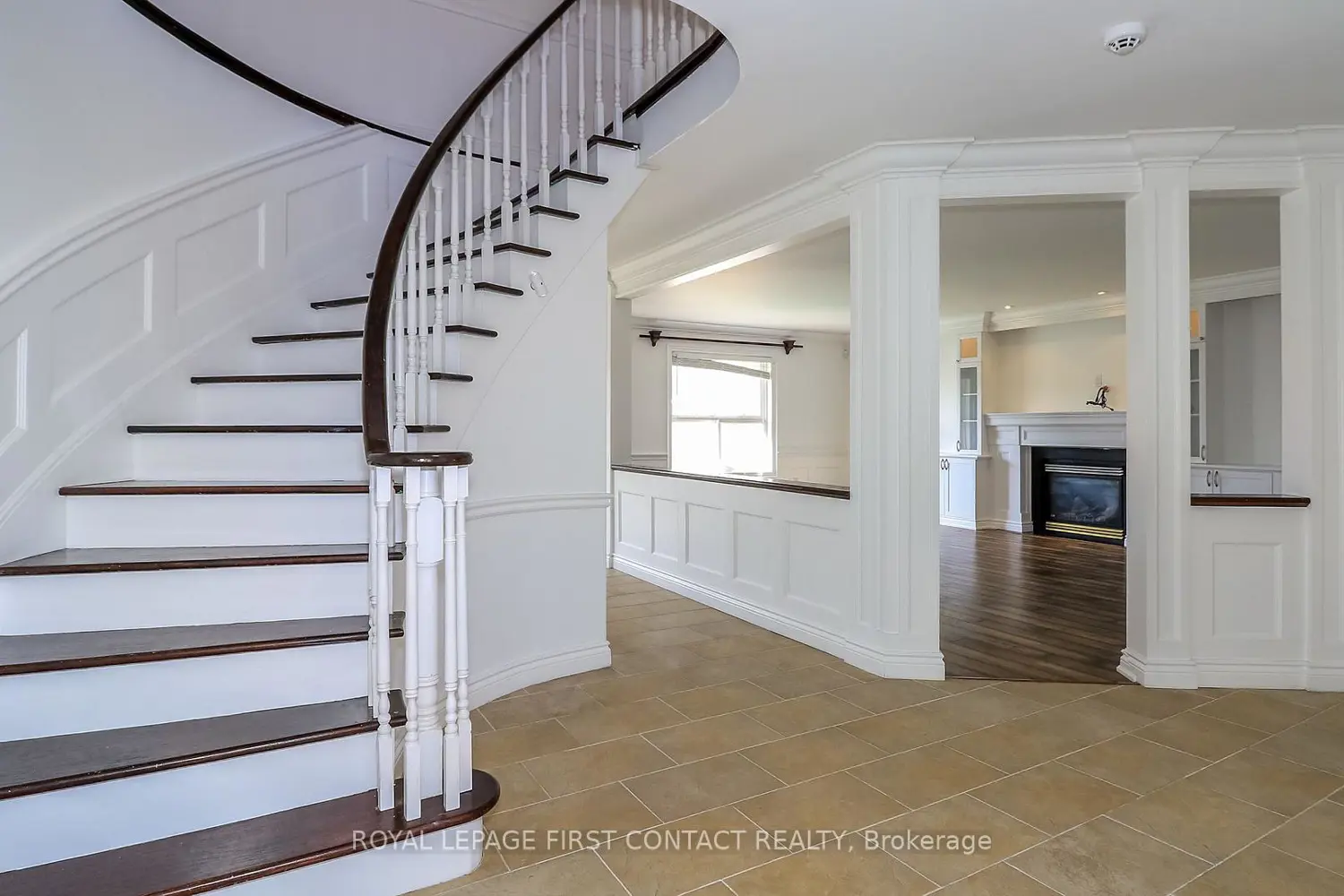 165 Sproule Drive photo 3