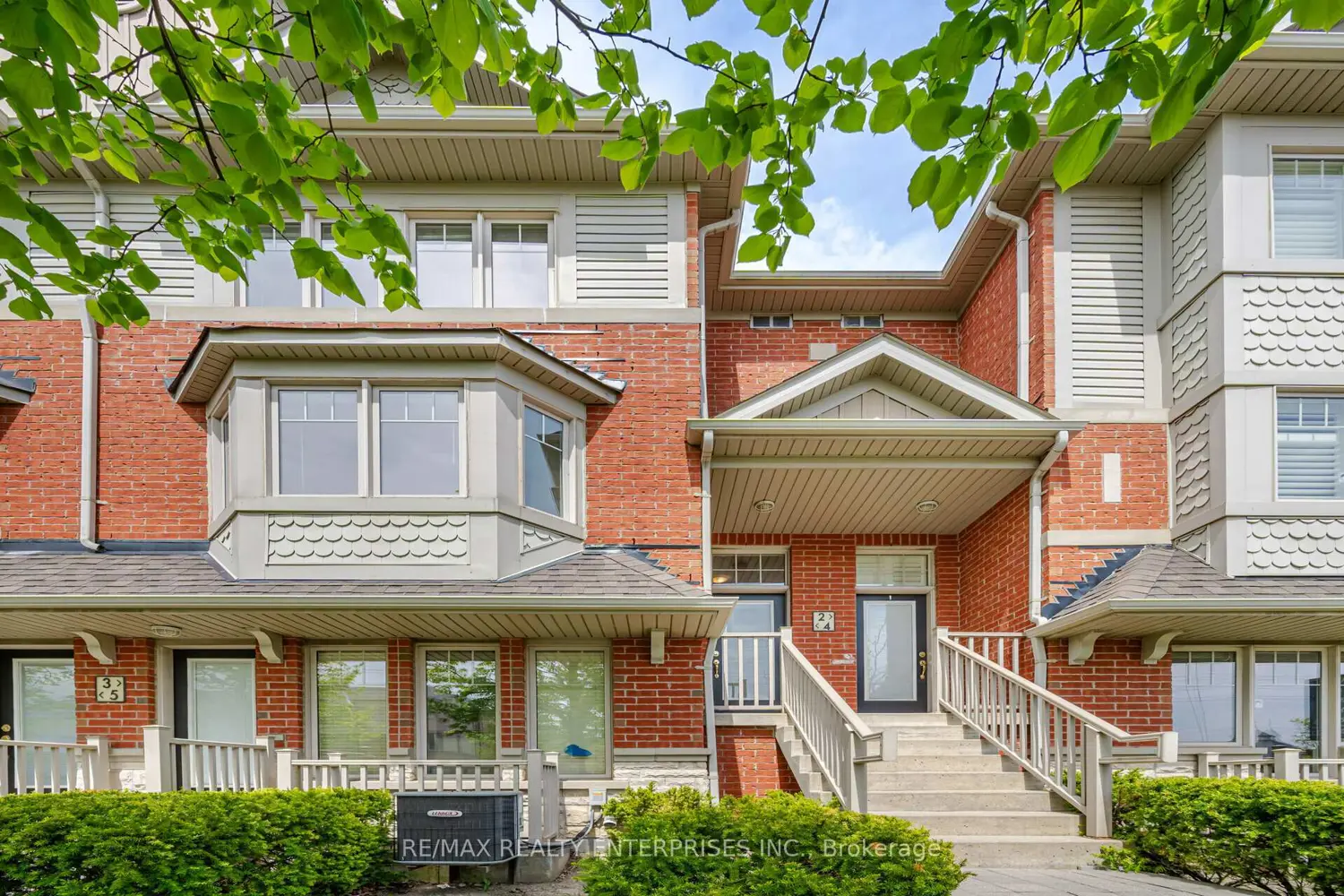 3375 Thomas Street 3,4