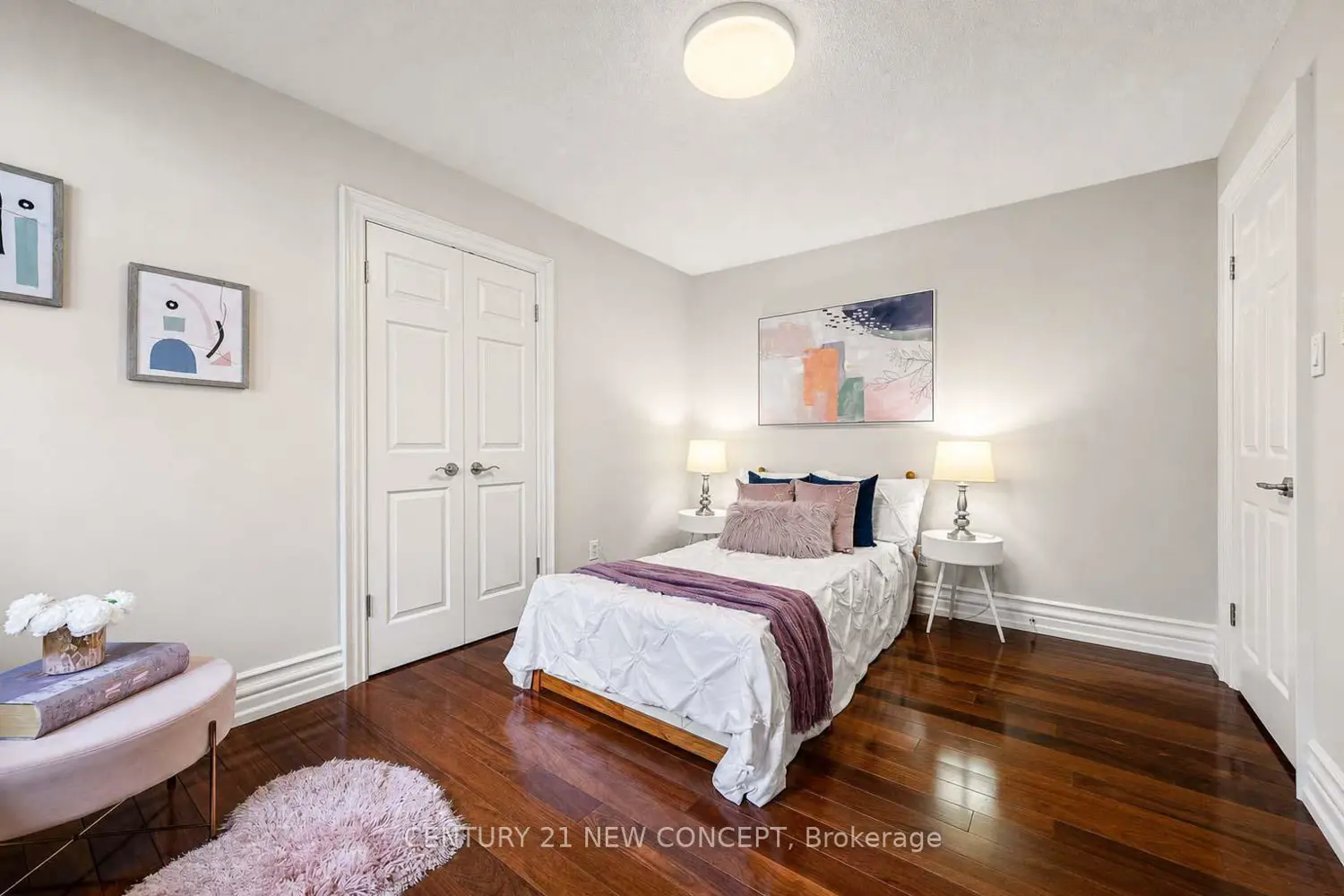 351 Byng Avenue photo 4