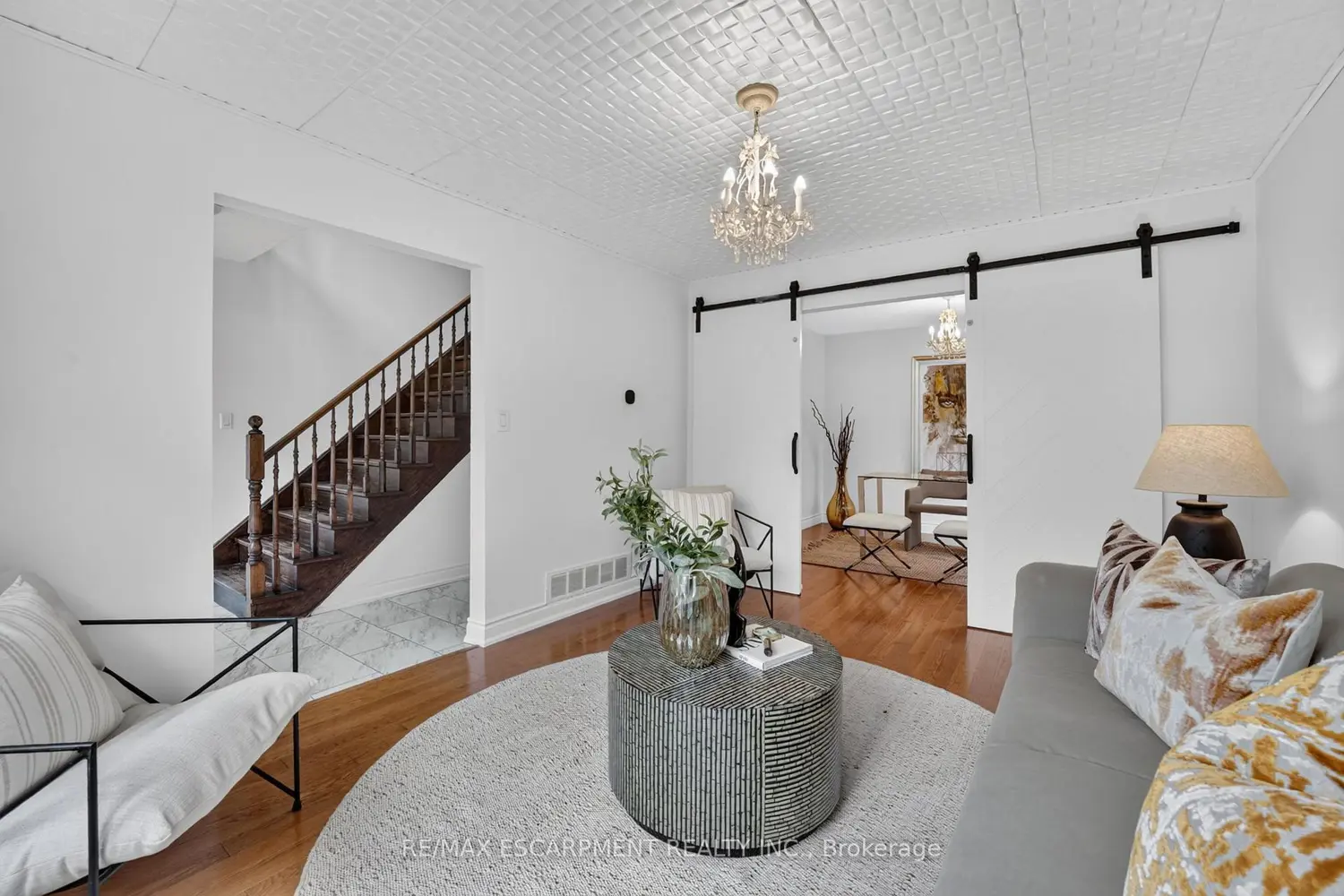 2450 Overton Drive photo 4