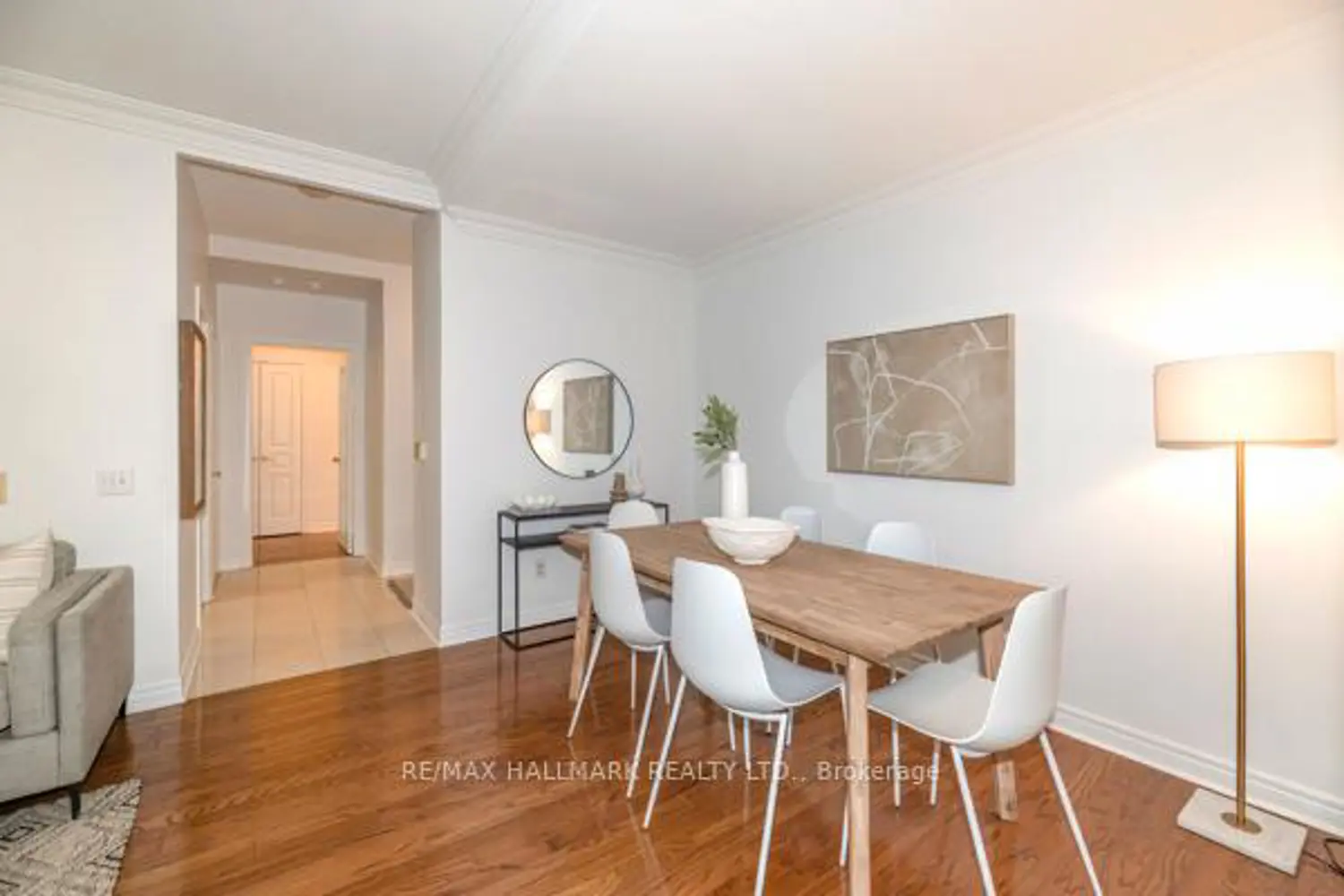 9 Boardwalk Drive 117 photo 5