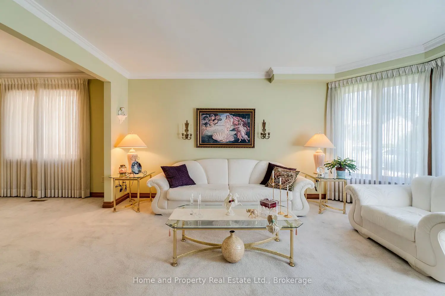2560 Rugby Road photo 2