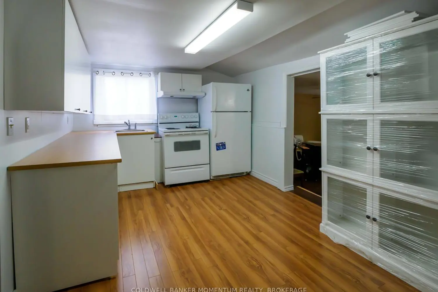 9 Marshall Lane photo 3