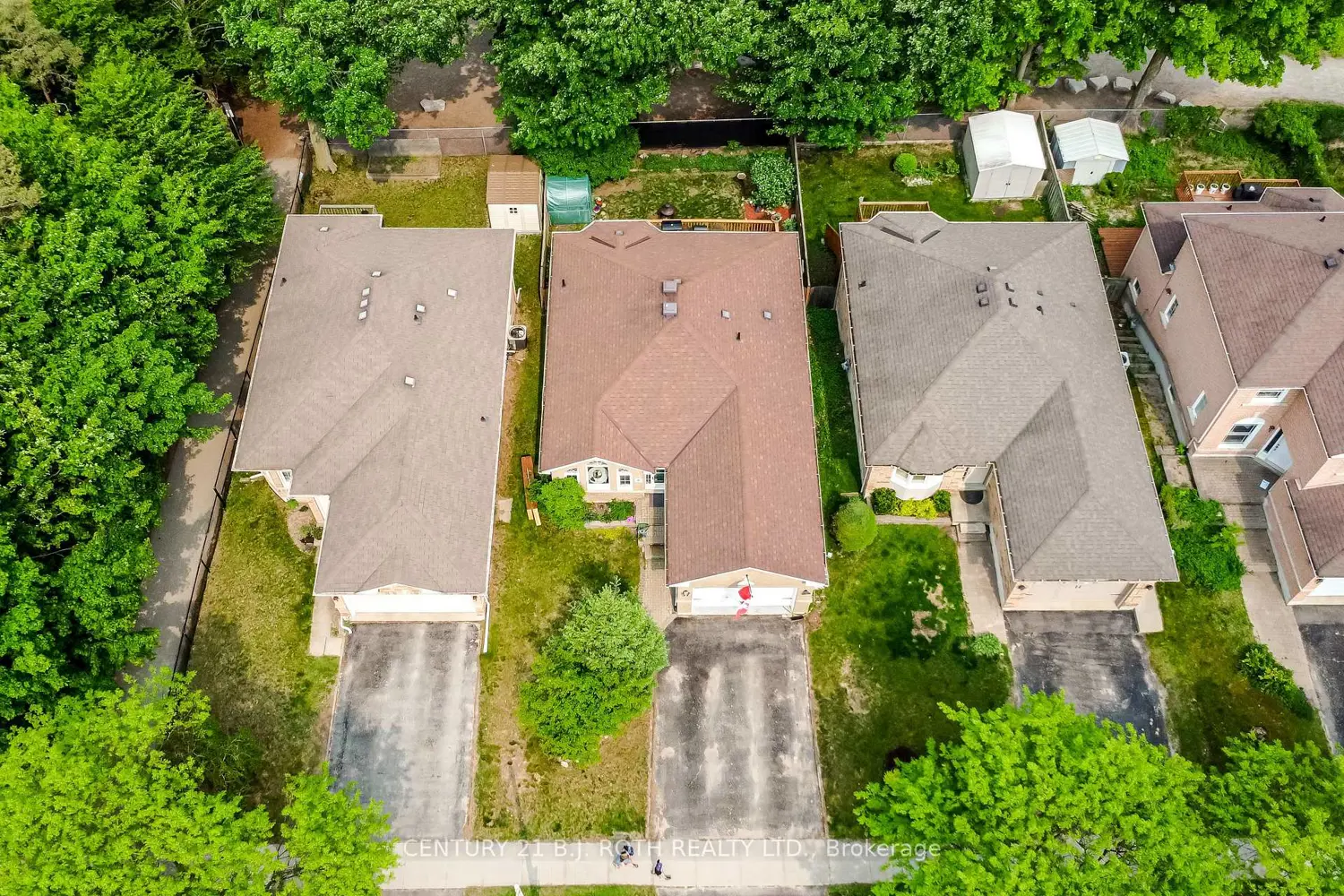 37 Nicholson Drive photo 2