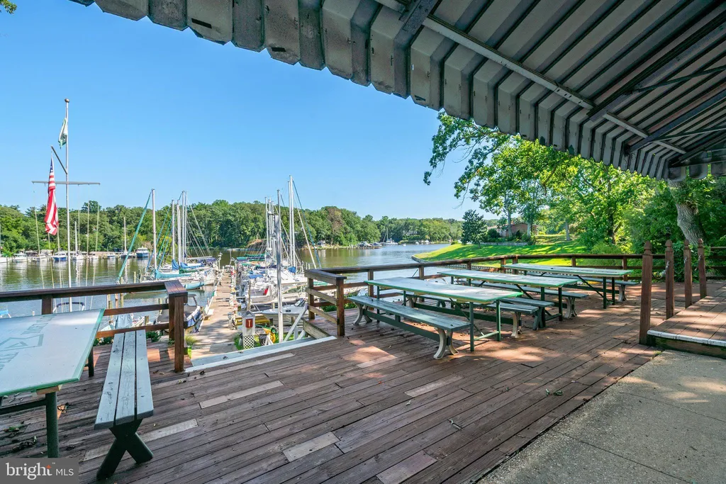360 Alameda Parkway, Arnold, MD 21012