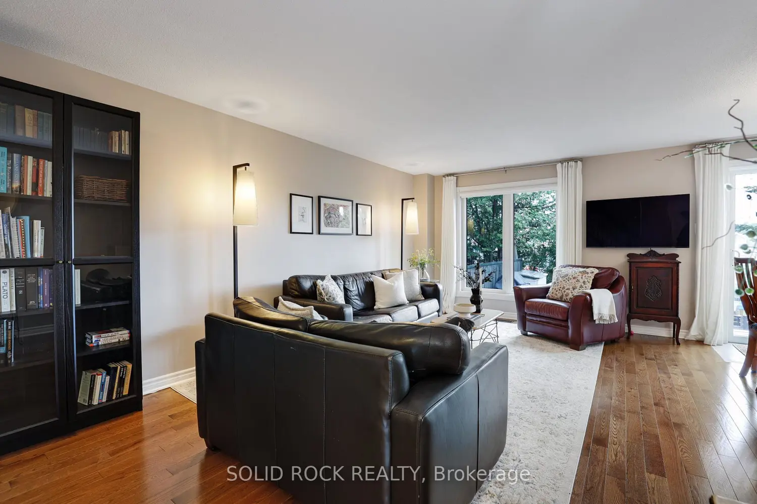 97 Beachview Private photo 4