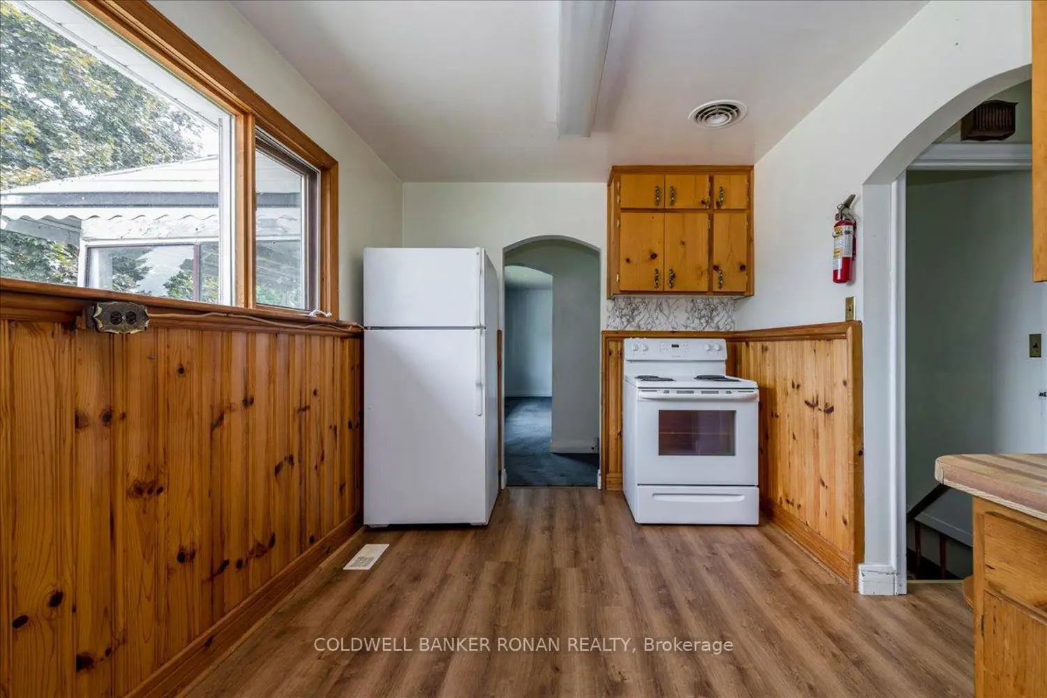 199 Tupper Street photo 5