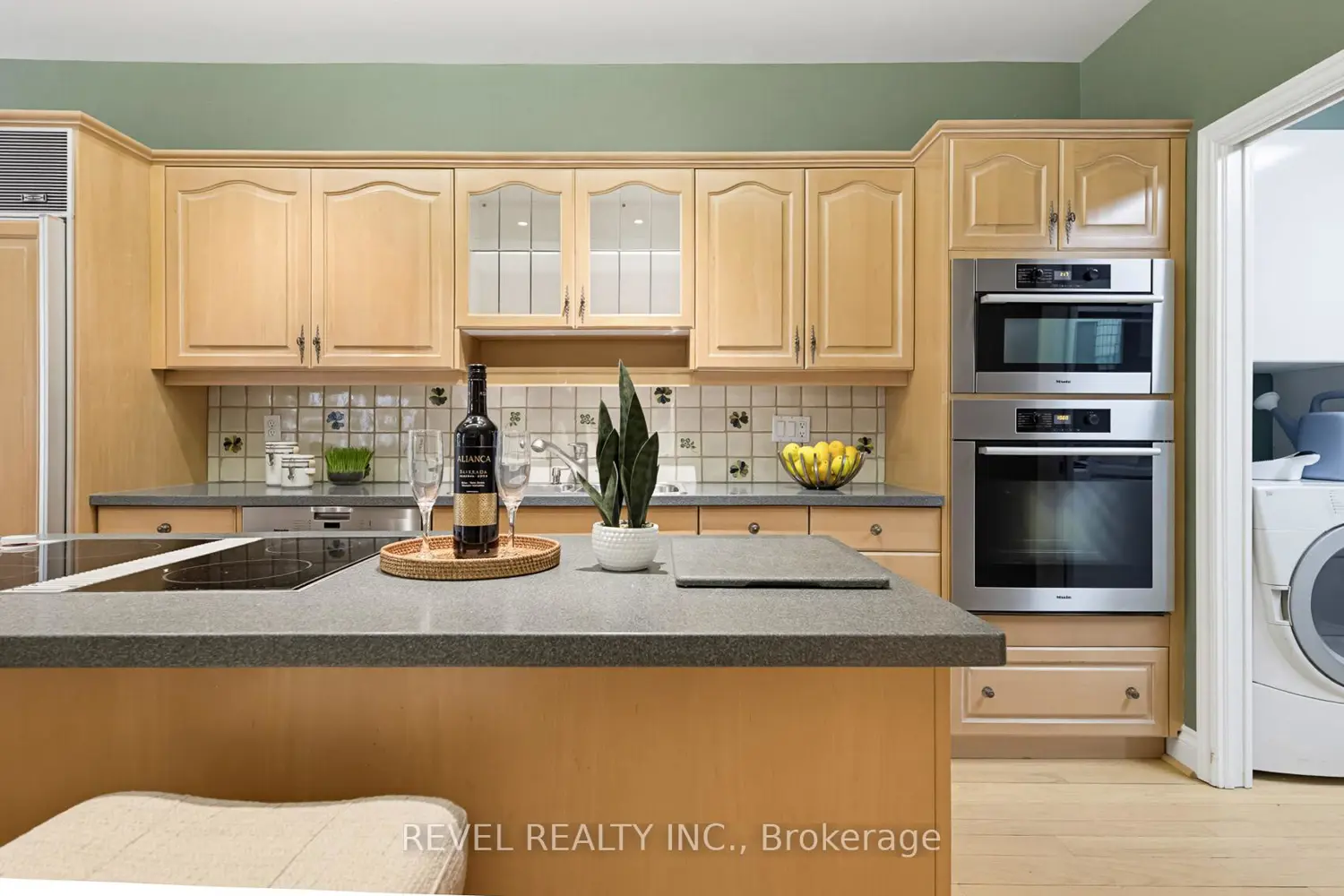 540 Quail Ridge Drive 27 photo 4