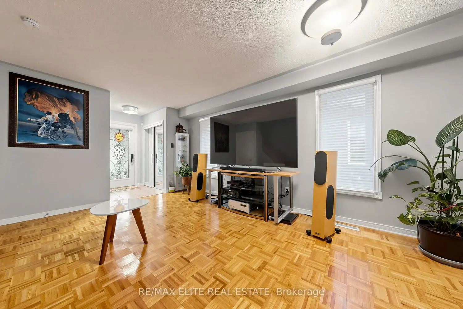 54 National Pine Drive photo 2