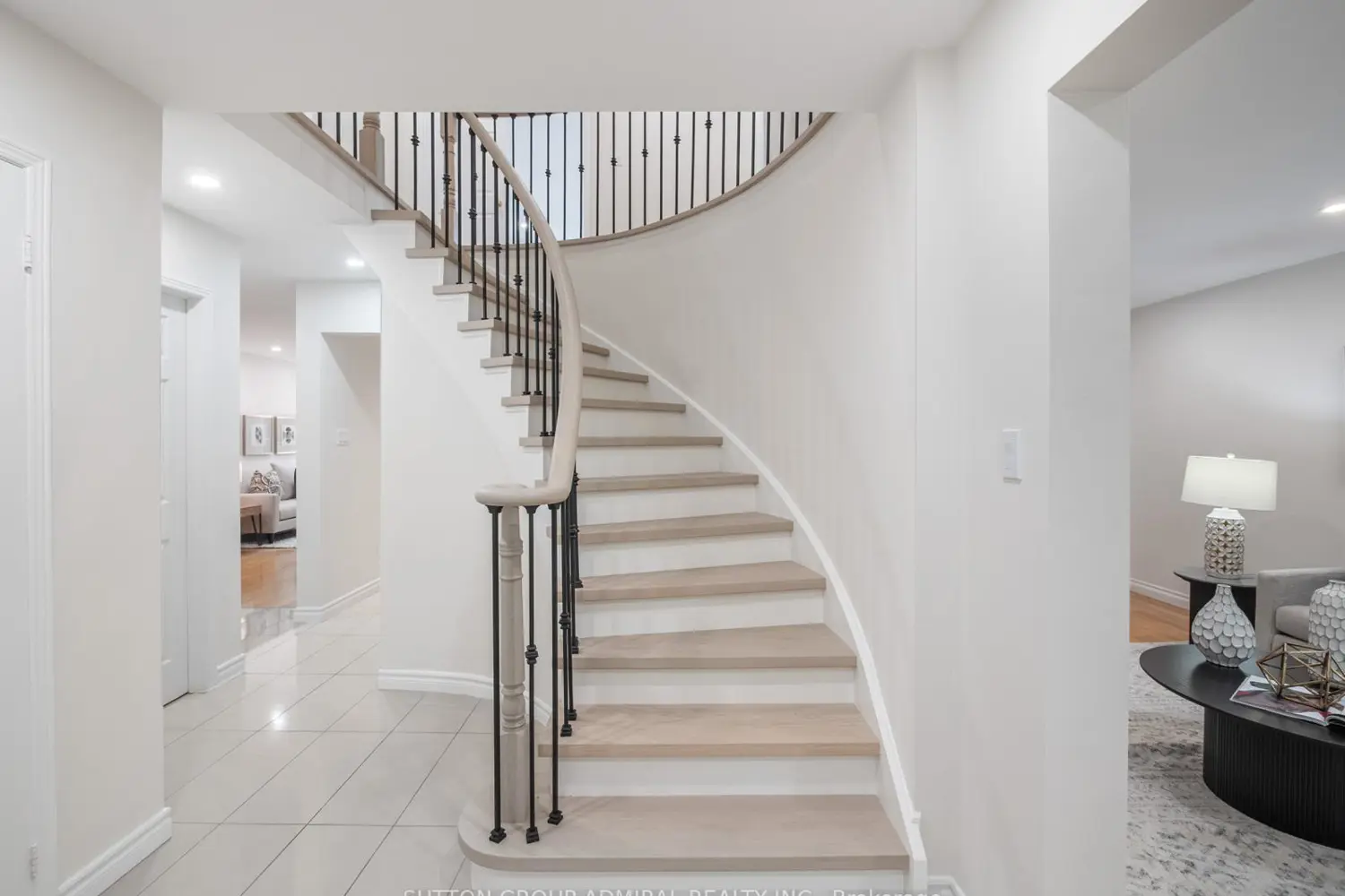 59 Zahavy Drive photo 2