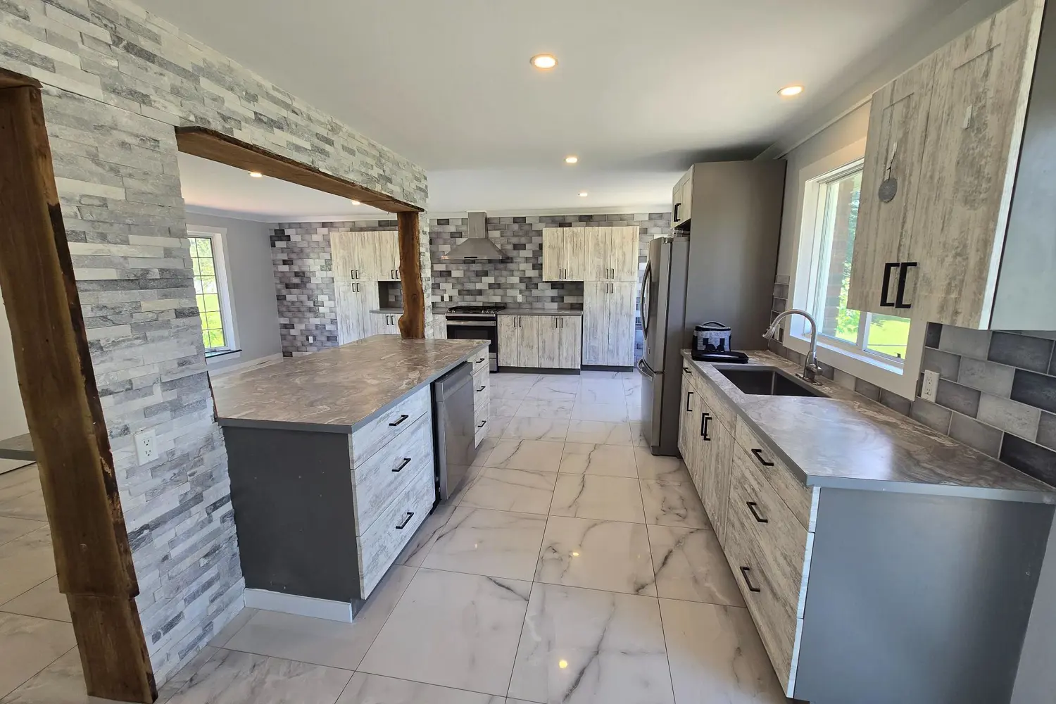 3494 Marydale Avenue photo 3